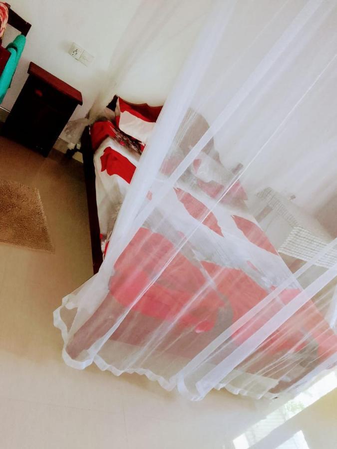 New Red Rose Ella Apartman Kültér fotó